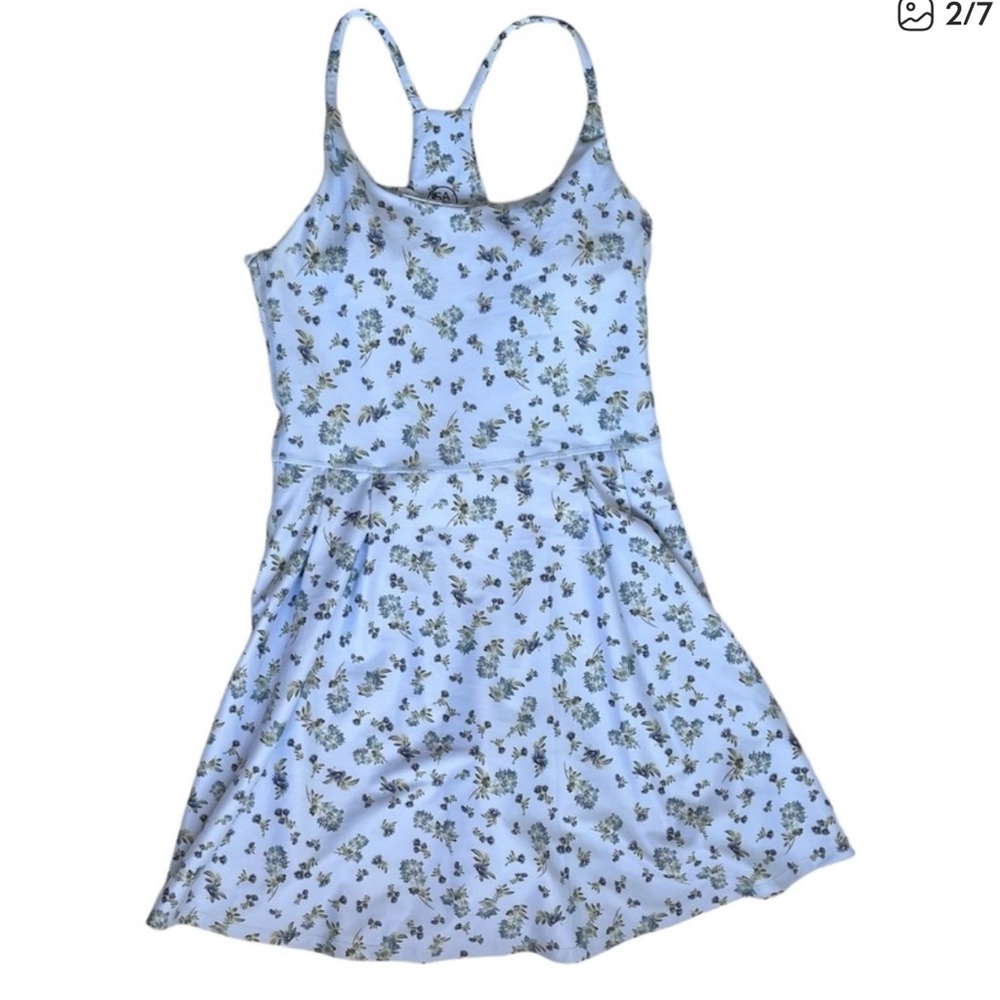 Sage Collective Light Blue Floral Racerback Fit Flare Active Dress M pickleball - Picture 2 of 6